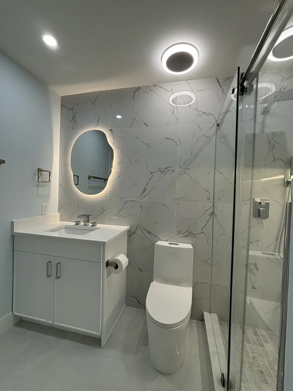 Mosaic Tile Bath with Walk-In Closet