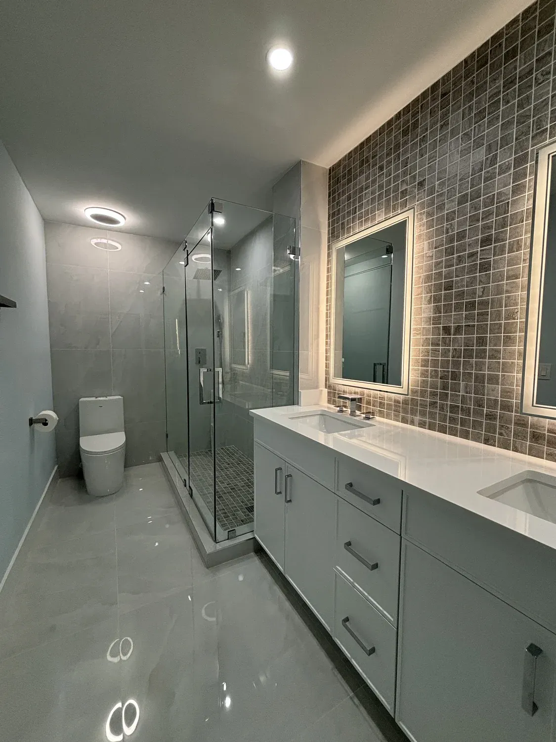 Marble Bath Shower Detail