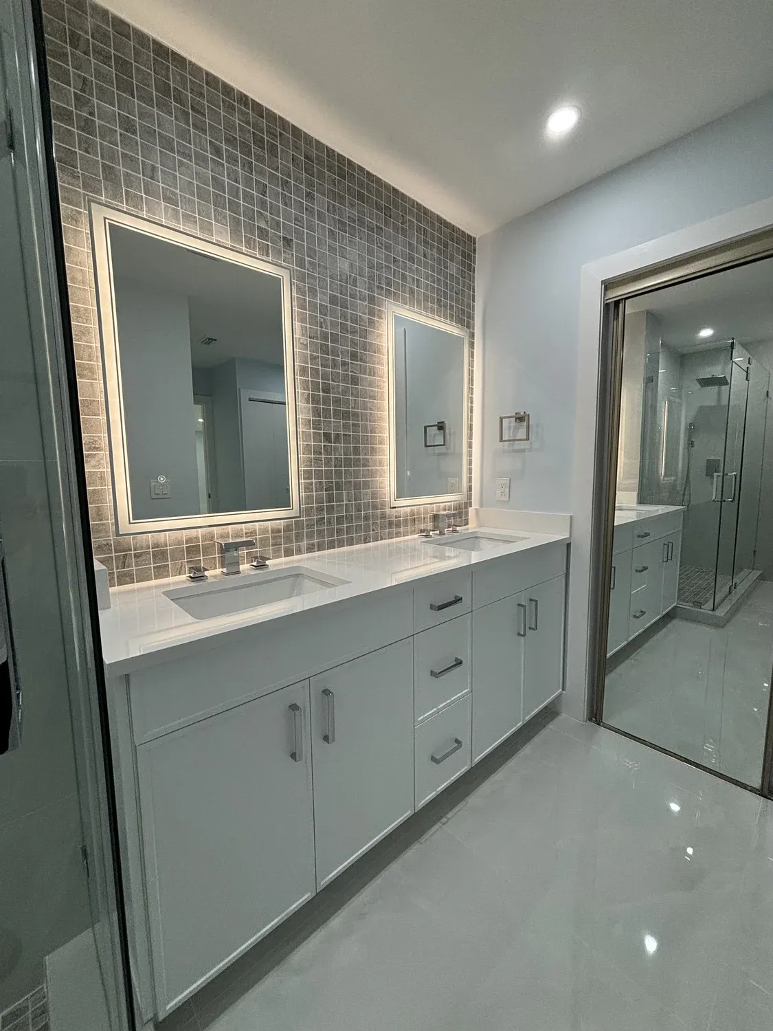 Gray Mosaic Bath Corridor