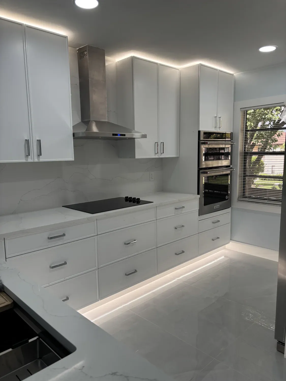 White Kitchen Wall Oven Detail