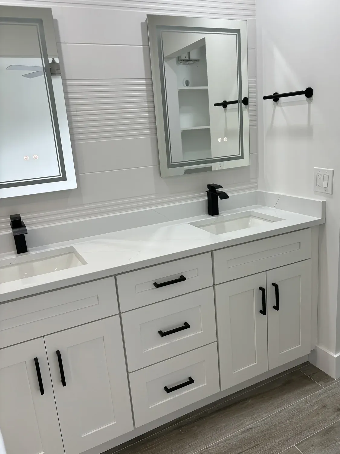Striped Tile Double Vanity Bath
