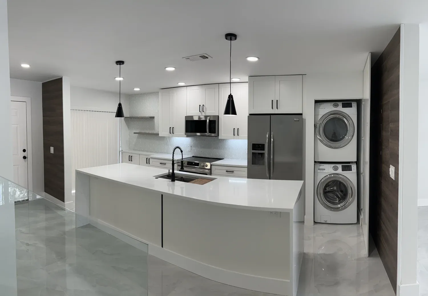 White Kitchen Full Layout