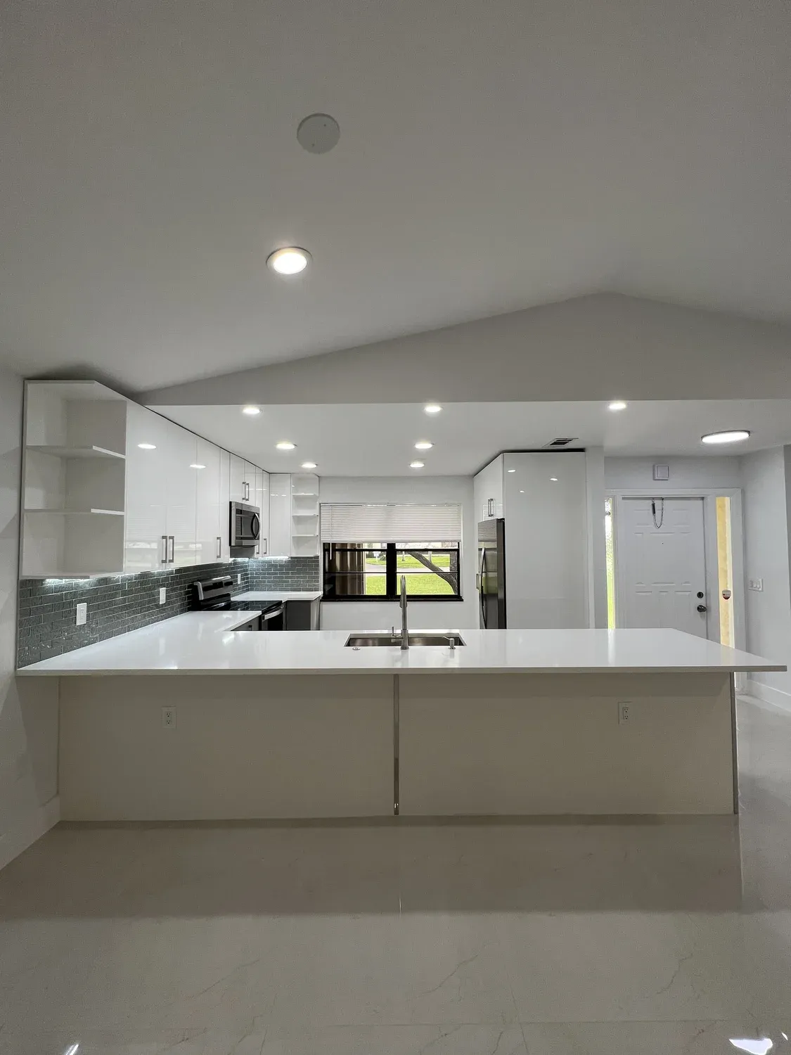 Kitchen Pass-Through Counter