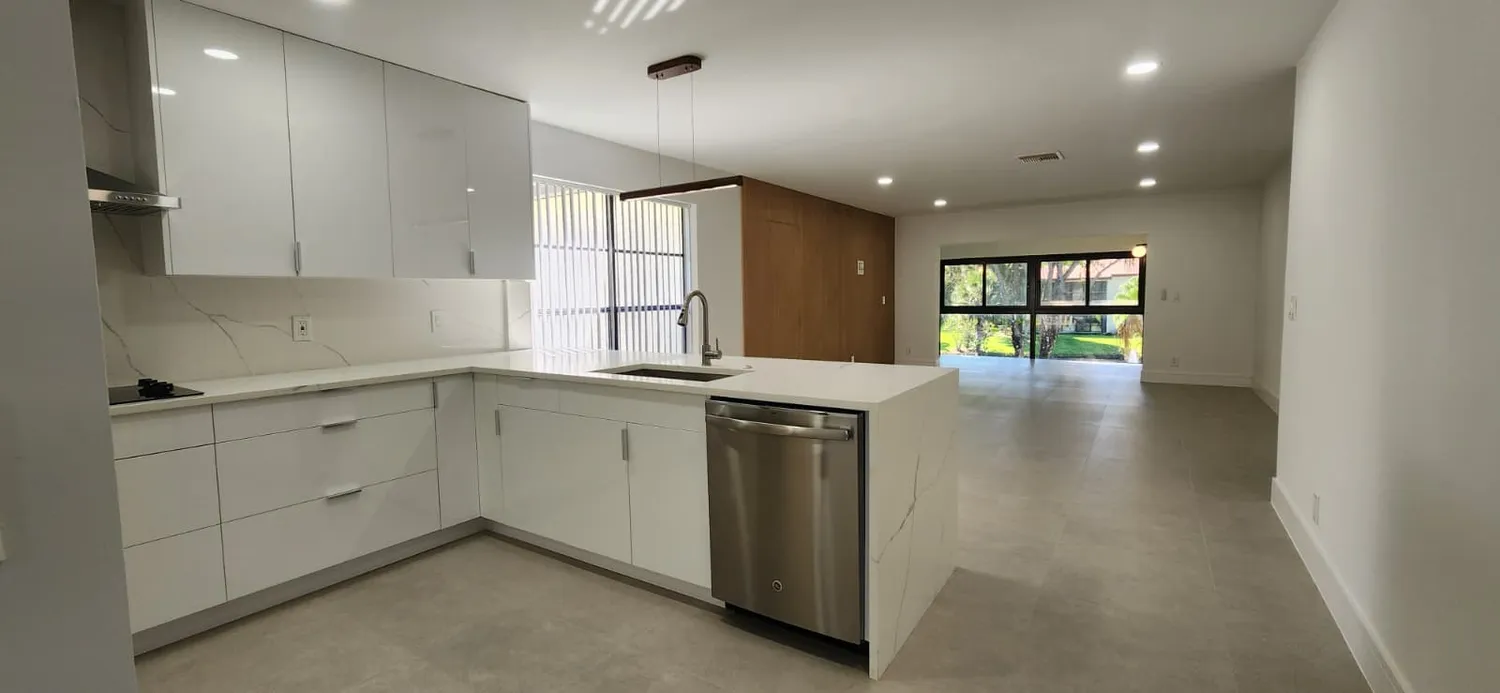 Contemporary Kitchen