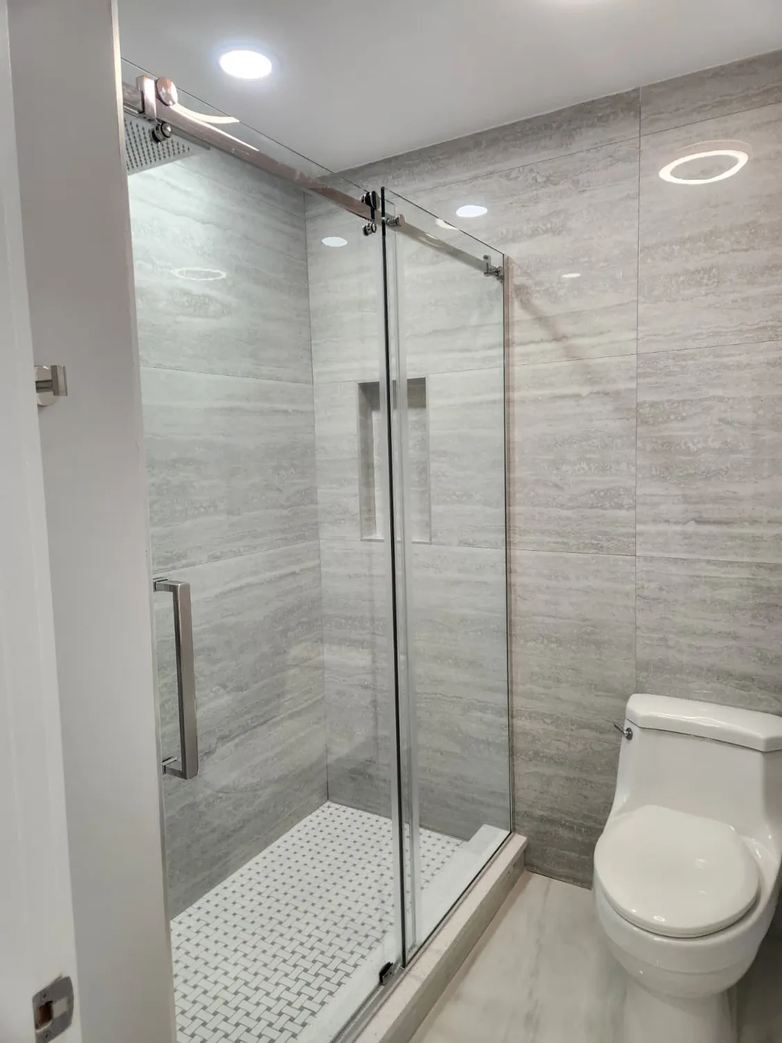 Walk-In Shower Suite
