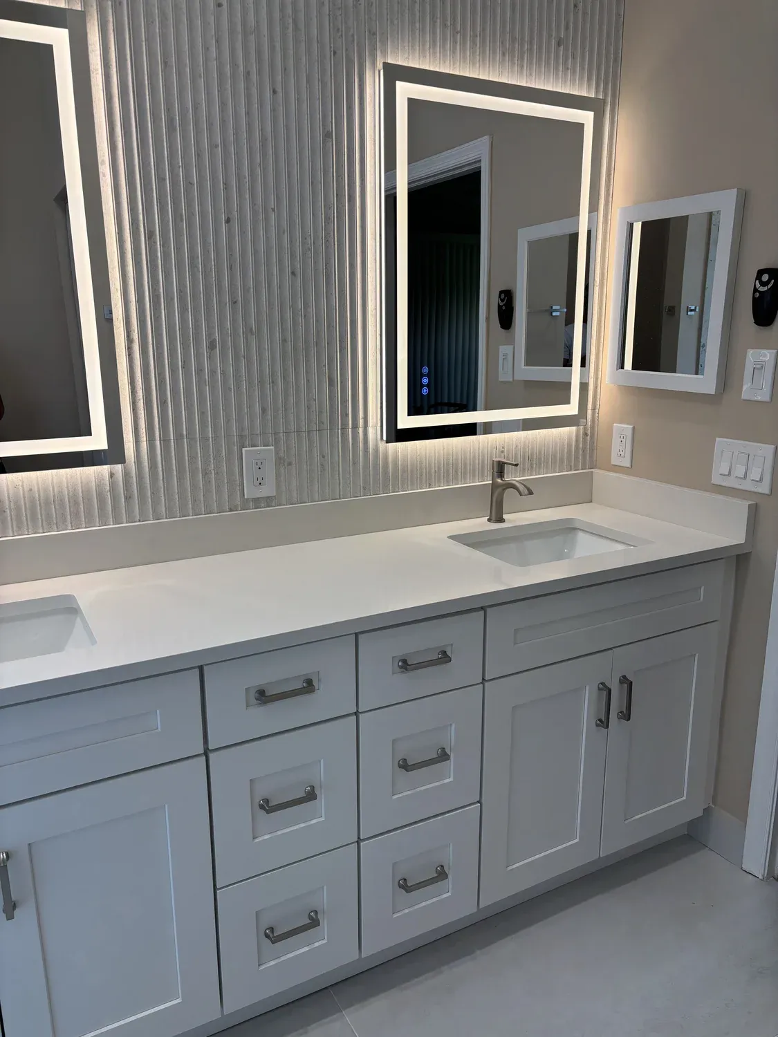 Dual Vanity Mirror Wall